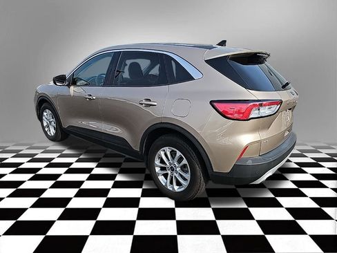 Used 2021 Ford Escape SE image 13