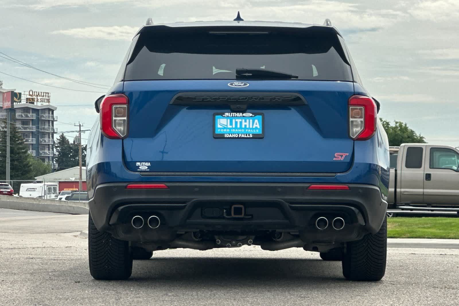 Certified 2020 Ford Explorer ST w/ Premium Technology Package AWD/4WD image 7