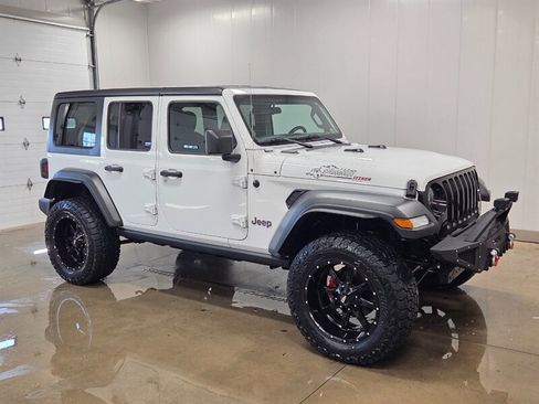 Used 2021 Jeep Wrangler Unlimited Sport AWD/4WD image 11