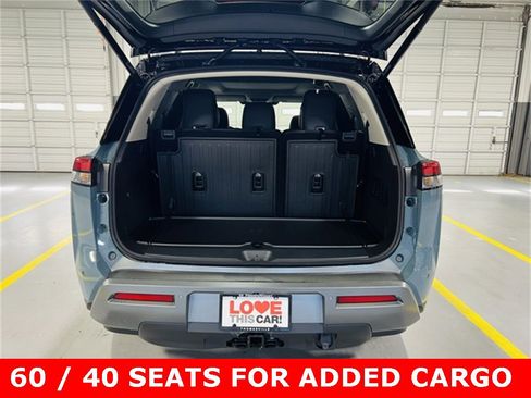 New 2026 Nissan Pathfinder Platinum image 13