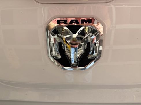 Certified 2022 RAM 1500 Limited image 11