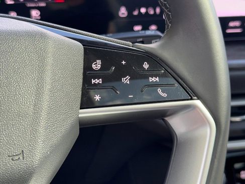 Used 2025 Audi Q5 Premium Plus w/ Premium Plus image 18