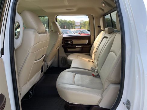 Used 2014 RAM 1500 Laramie w/ Convenience Group image 30