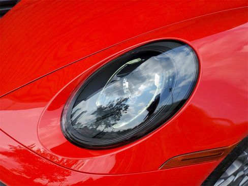 Certified 2025 Porsche 911 Carrera image 22