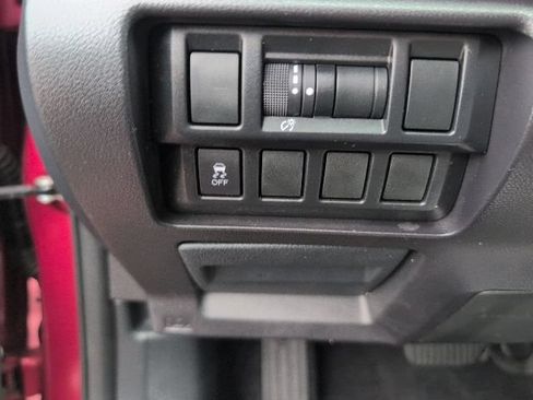 Used 2018 Subaru Impreza 2.0i AWD/4WD image 14