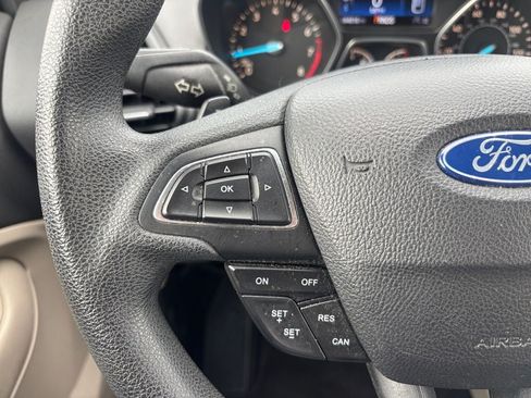 Used 2017 Ford Escape SE AWD/4WD image 24
