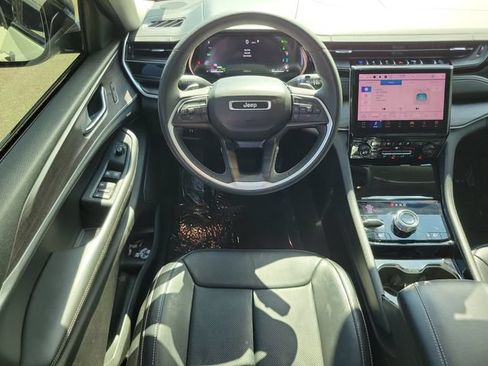 Used 2022 Jeep Grand Cherokee Limited 4xe w/ Luxury Tech Group II AWD/4WD image 14