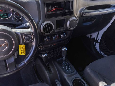 Used 2015 Jeep Wrangler Unlimited Sport w/ Connectivity Group image 14