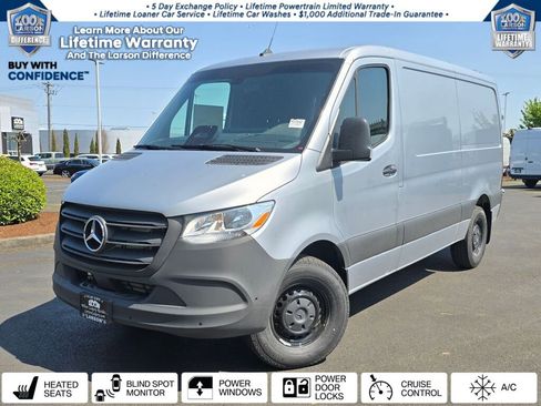 New 2025 Mercedes-Benz Sprinter 2500 image 1