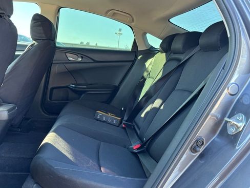 Used 2018 Honda Civic EX image 8