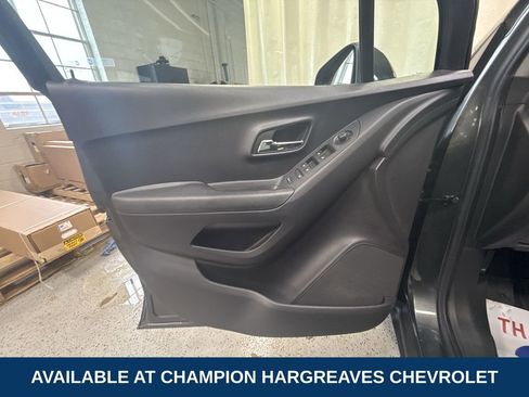 Certified 2019 Chevrolet Trax LS w/ Tint and Cruise Package image 30