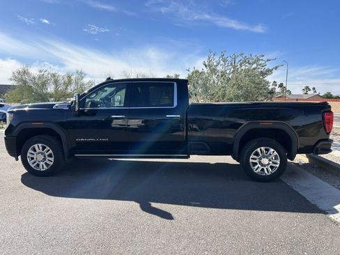Used 2022 GMC Sierra 3500 Denali w/ Denali Ultimate Package image 6