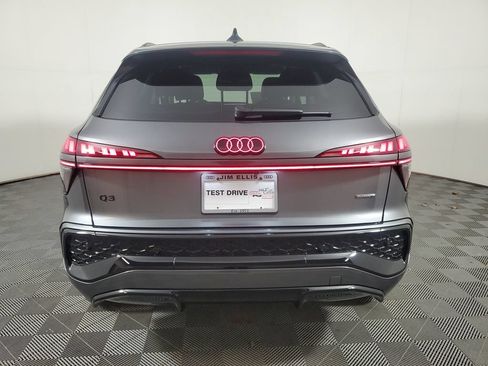 New 2026 Audi Q3 quattro 2.0T AWD/4WD image 5