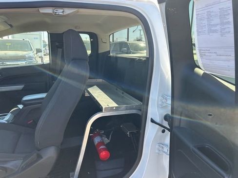 Used 2022 Chevrolet Colorado LT w/ Fleet Safety Package image 28