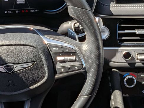 Used 2025 Genesis G70 2.5T RWD image 19