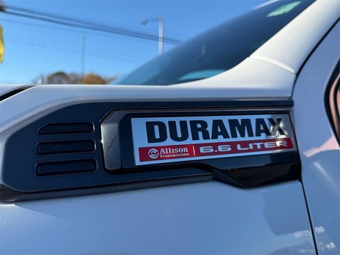 Used 2024 GMC Sierra 2500 AT4 w/ AT4 Preferred Package image 28