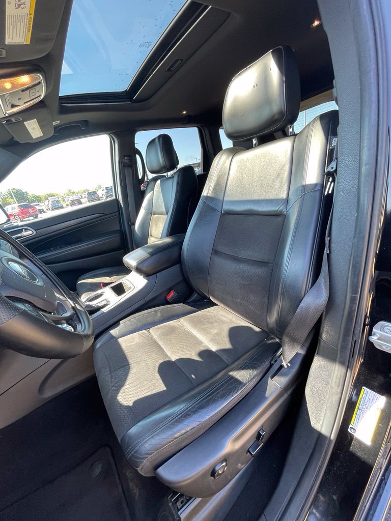 Used 2020 Jeep Grand Cherokee Altitude AWD/4WD image 10
