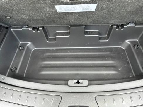 Used 2019 Buick Enclave Premium AWD/4WD image 15