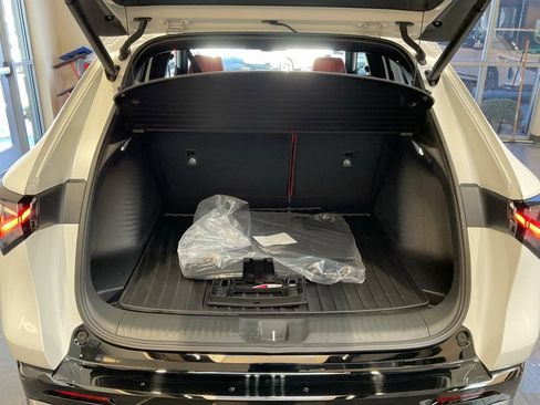 Certified 2025 Acura ADX A-Spec image 22