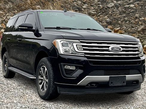 Used 2019 Ford Expedition XLT w/ Equipment Group 202A image 10