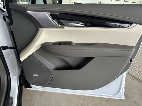 New 2025 Cadillac XT6 Premium Luxury w/ Technology Package image 39