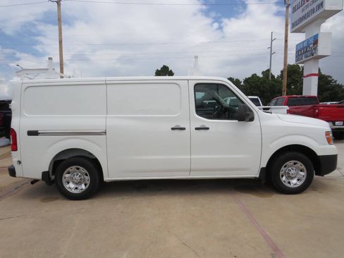 Used 2021 Nissan NV 2500 SV w/ Navigation Package RWD image 2