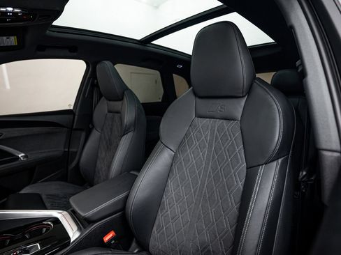 Certified 2025 Audi SQ5 Premium Plus w/ Premium Plus Package AWD/4WD image 16