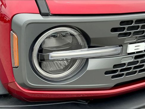Certified 2025 Ford Bronco Badlands AWD/4WD image 27