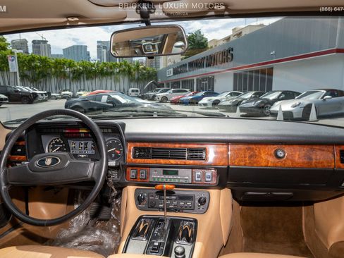 Used 1987 Jaguar XJS V12 Coupe RWD image 8