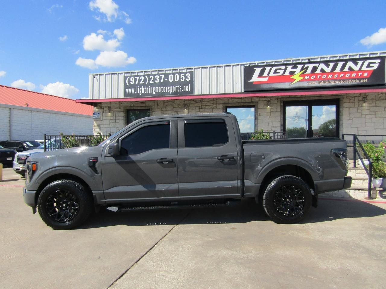 Used 2021 Ford F150 XL w/ STX Appearance Package RWD image 2
