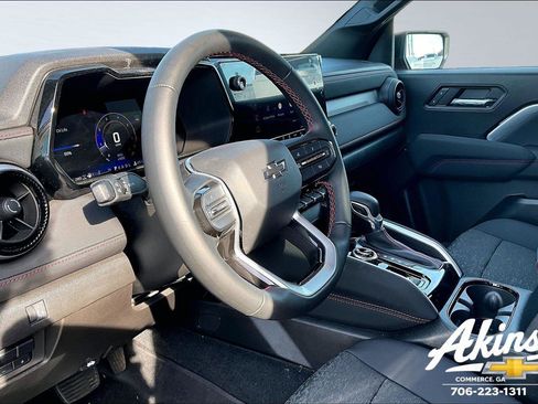 Certified 2024 Chevrolet Colorado Z71 w/ Advanced Trailering Package image 13