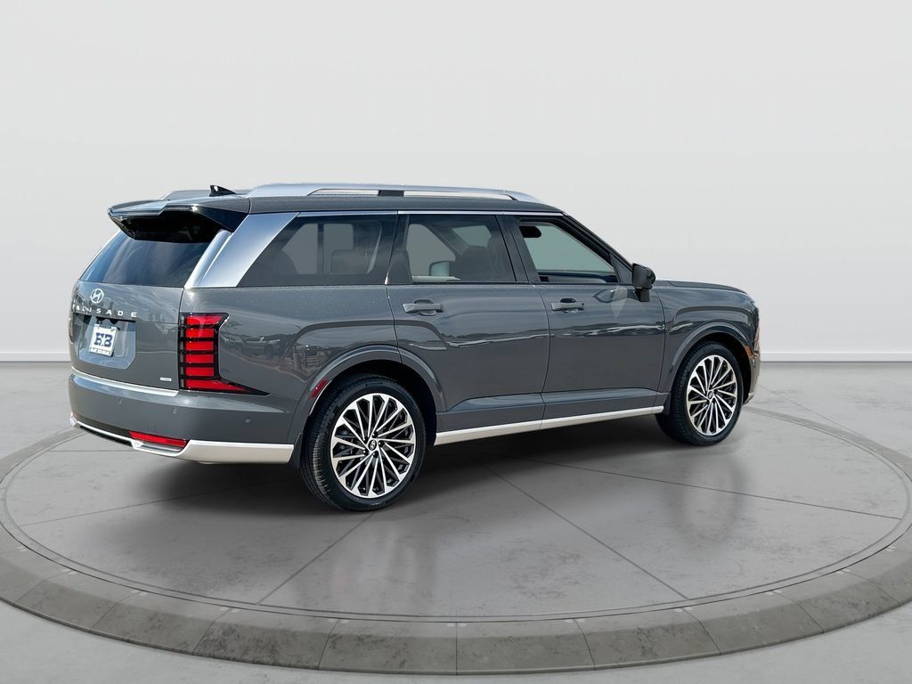 Used 2026 Hyundai Palisade Calligraphy AWD/4WD image 8