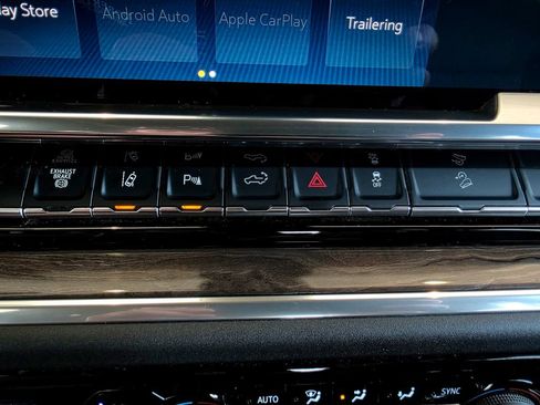 Used 2025 Chevrolet Silverado 2500 LTZ w/ Trail Boss Package AWD/4WD image 66
