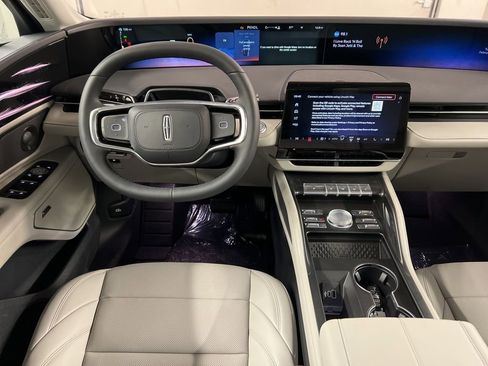 New 2026 Lincoln Nautilus Premier w/ Equipment Group 102A image 8