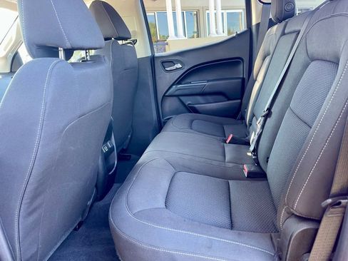 Used 2019 Chevrolet Colorado LT image 11