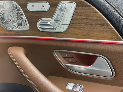 Used 2024 Mercedes-Benz GLE 450 4MATIC image 63