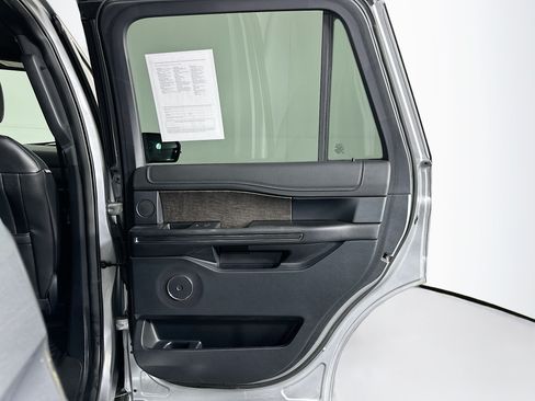 Used 2021 Ford Expedition Limited RWD image 34