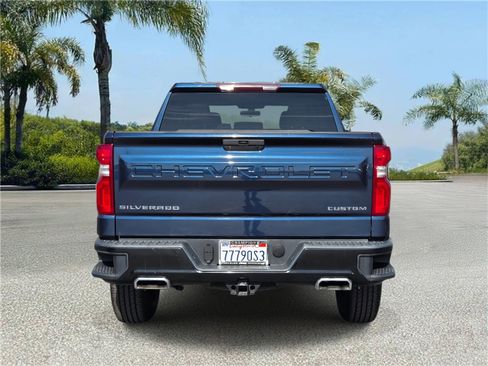 Used 2019 Chevrolet Silverado 1500 Custom Trail Boss w/ Custom Convenience Package image 5
