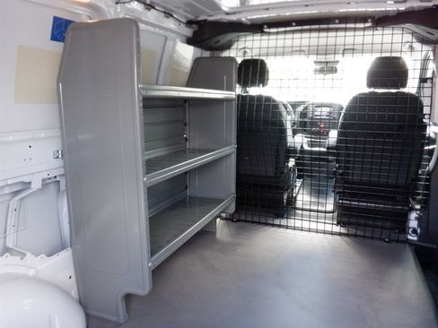 Used 2023 Mercedes-Benz Metris image 6