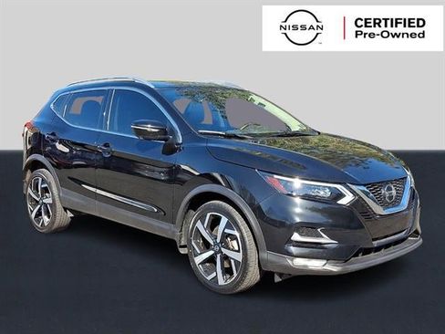 Used 2021 Nissan Rogue Sport SL w/ Premium Package image 1