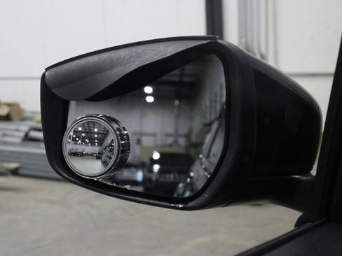 Used 2019 Nissan Versa S Plus image 34