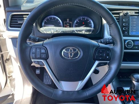 Used 2016 Toyota Highlander Limited Platinum AWD/4WD image 43