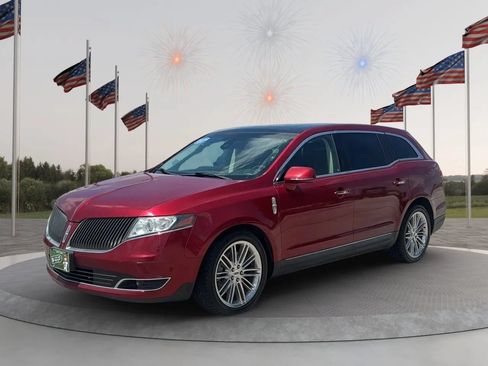 Used 2015 Lincoln MKT AWD w/ Equipment Group 201A image 3
