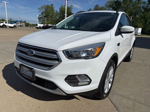 Used 2018 Ford Escape SE AWD/4WD image 2