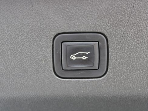 Used 2023 Chevrolet Tahoe High Country image 19