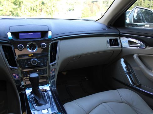 Used 2009 Cadillac CTS 3.6 image 12