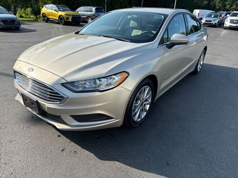 Used 2017 Ford Fusion S image 7