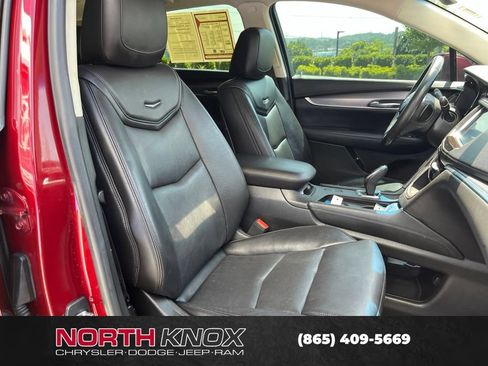Used 2017 Cadillac XT5 Luxury FWD image 27