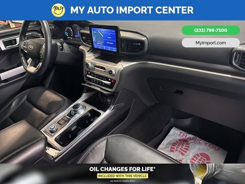 Used 2021 Ford Explorer XLT w/ Equipment Group 202A image 32