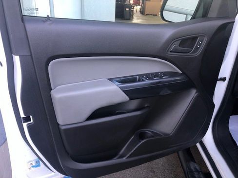 Used 2016 Chevrolet Colorado W/T w/ WT Convenience Package image 6